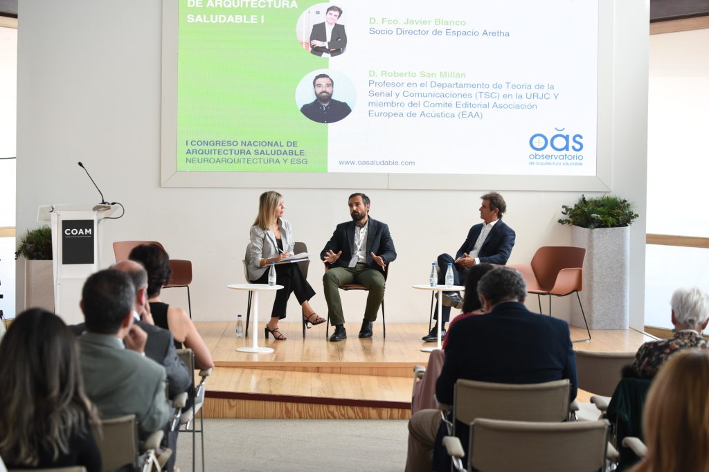 Aretha en el congreso de arquitectura saludable